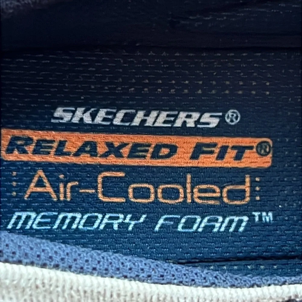 Skechers relaxed fit Blue Casual Boat Shoes w/ Air cooled memory foam. Size 9.5